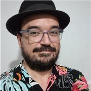 Aula particular de Português com professor com 20 anos de experiência e autor de livros